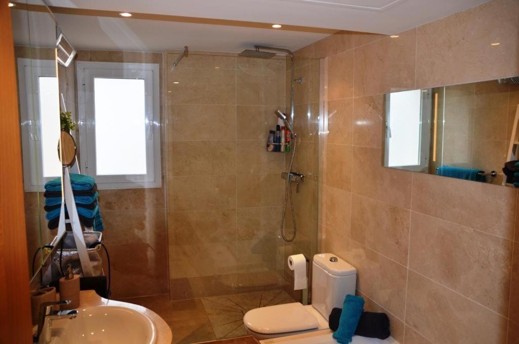 شقة Penthouse Mit Privatem Jacuzzi In Marbella - La Mairena أُخين المظهر الخارجي الصورة