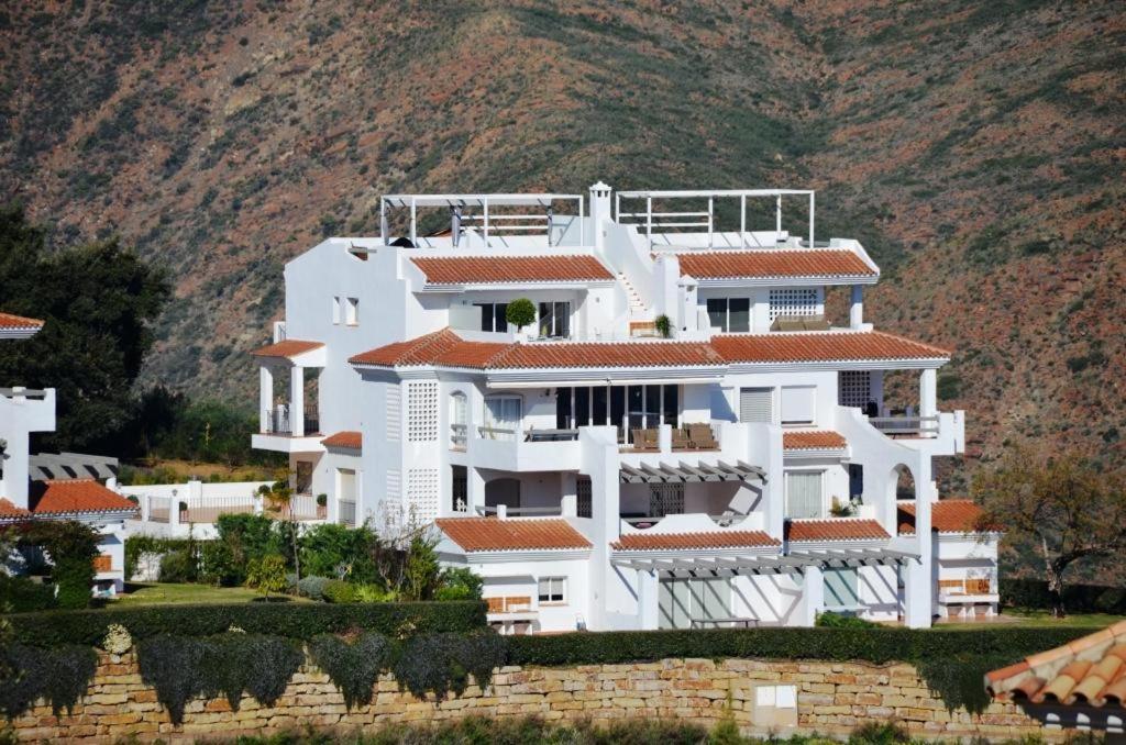 شقة Penthouse Mit Privatem Jacuzzi In Marbella - La Mairena أُخين المظهر الخارجي الصورة